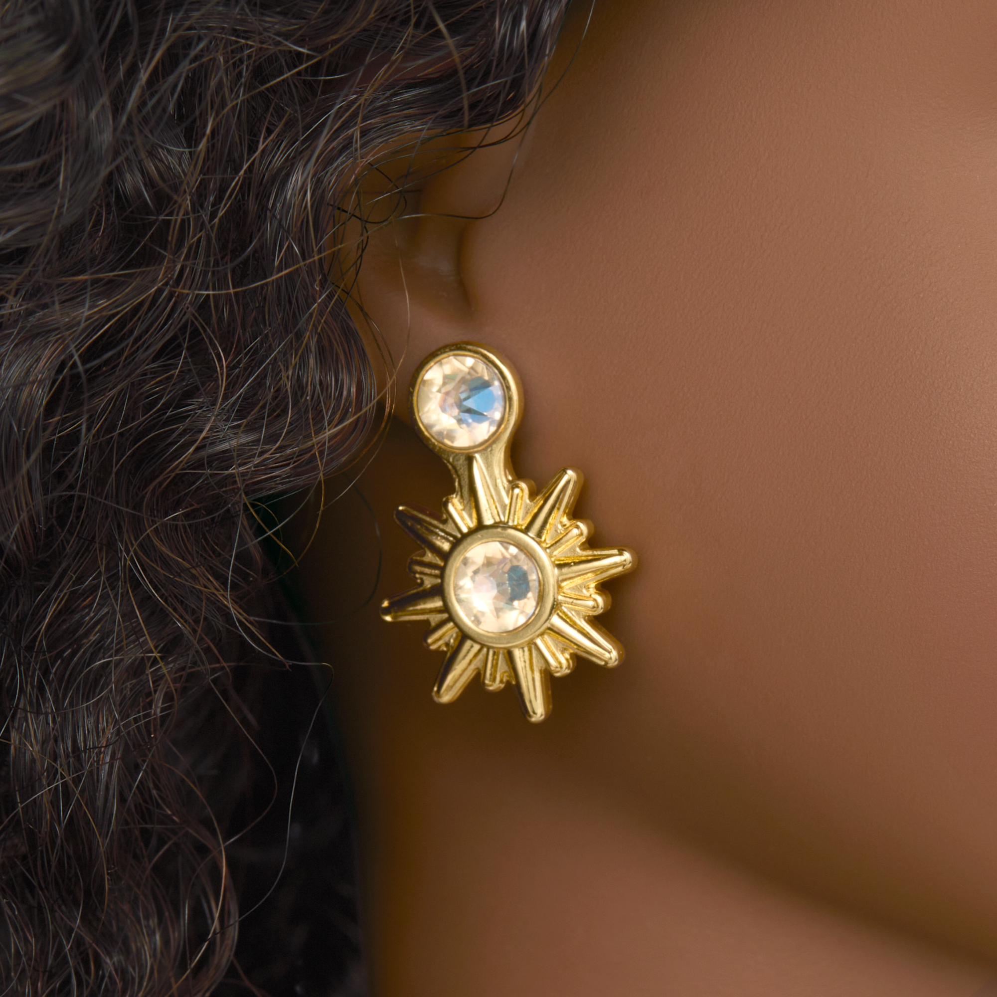 American Girl 2025 Glimmering Gold Holiday Collector Doll - Image 5